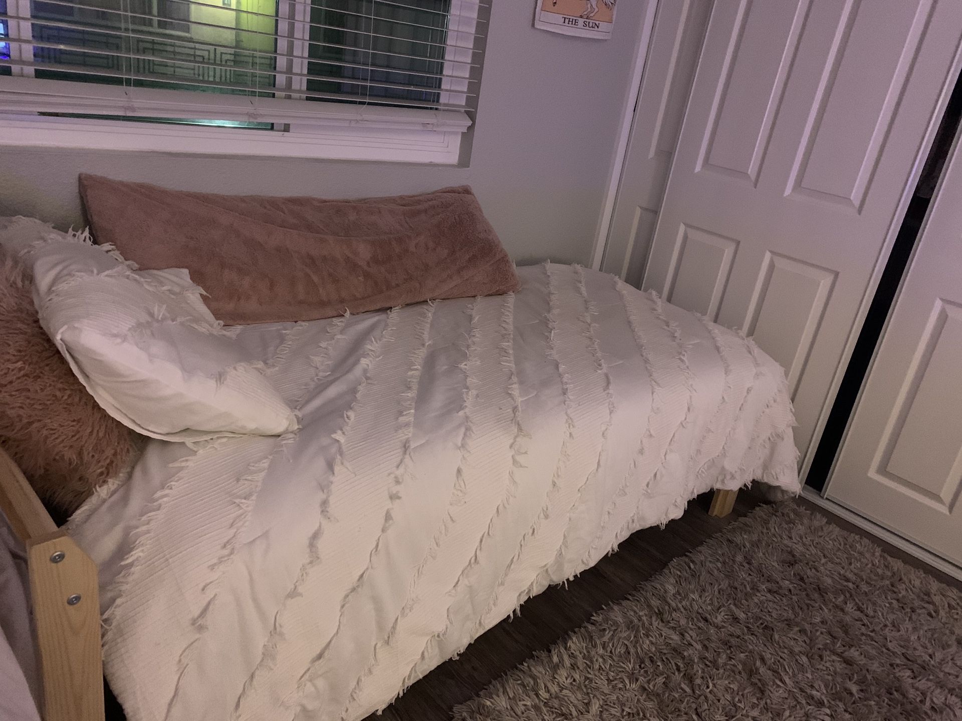 Twin Bedframe