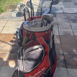 golf clubs  