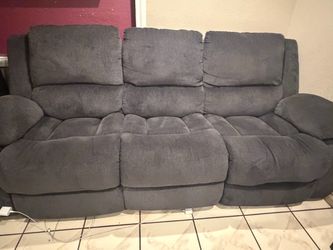 Couches With Recliners