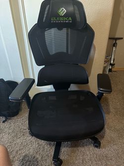 Hybrid Ergonomic Gaming Chair/ office chair