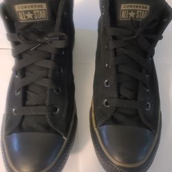 Converse Chuck Taylor Sneakers