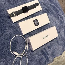 Apple Watch SE (Gen 2) 40mm Midnight Al Mid SB S/M CEL