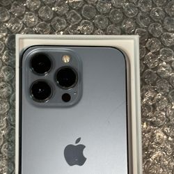 iPhone 13 PRO Sierra Blue UNLOCKED 