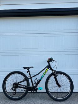Trek Precaliber 24 Kids Bike 8-Speed – Lightweight Aluminum Frame Youth Bicycle