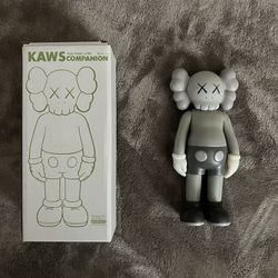 Kaws Companion Vinyl Figure 