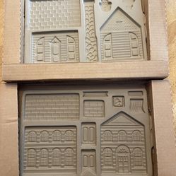 Pampered Chef Gingerbread House Stoneware Set