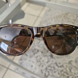 Women's sunglasses 