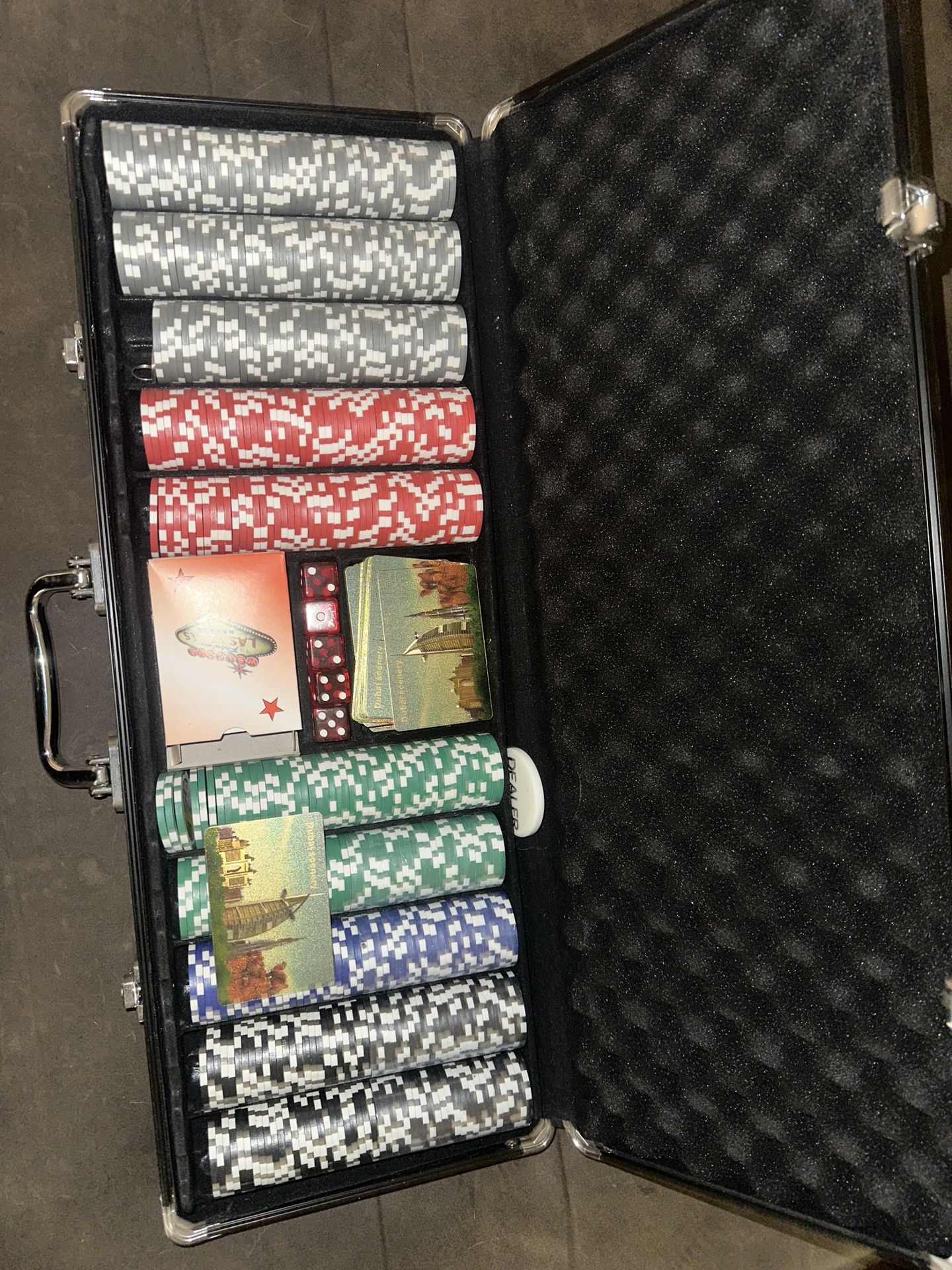 Poker Set With Dubai Old Plated Cards 