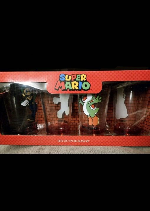 New Super Mario Bros Collectible 4pcs Glass Set 16 FL OZ
