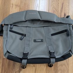 Tenba Messenger Bag