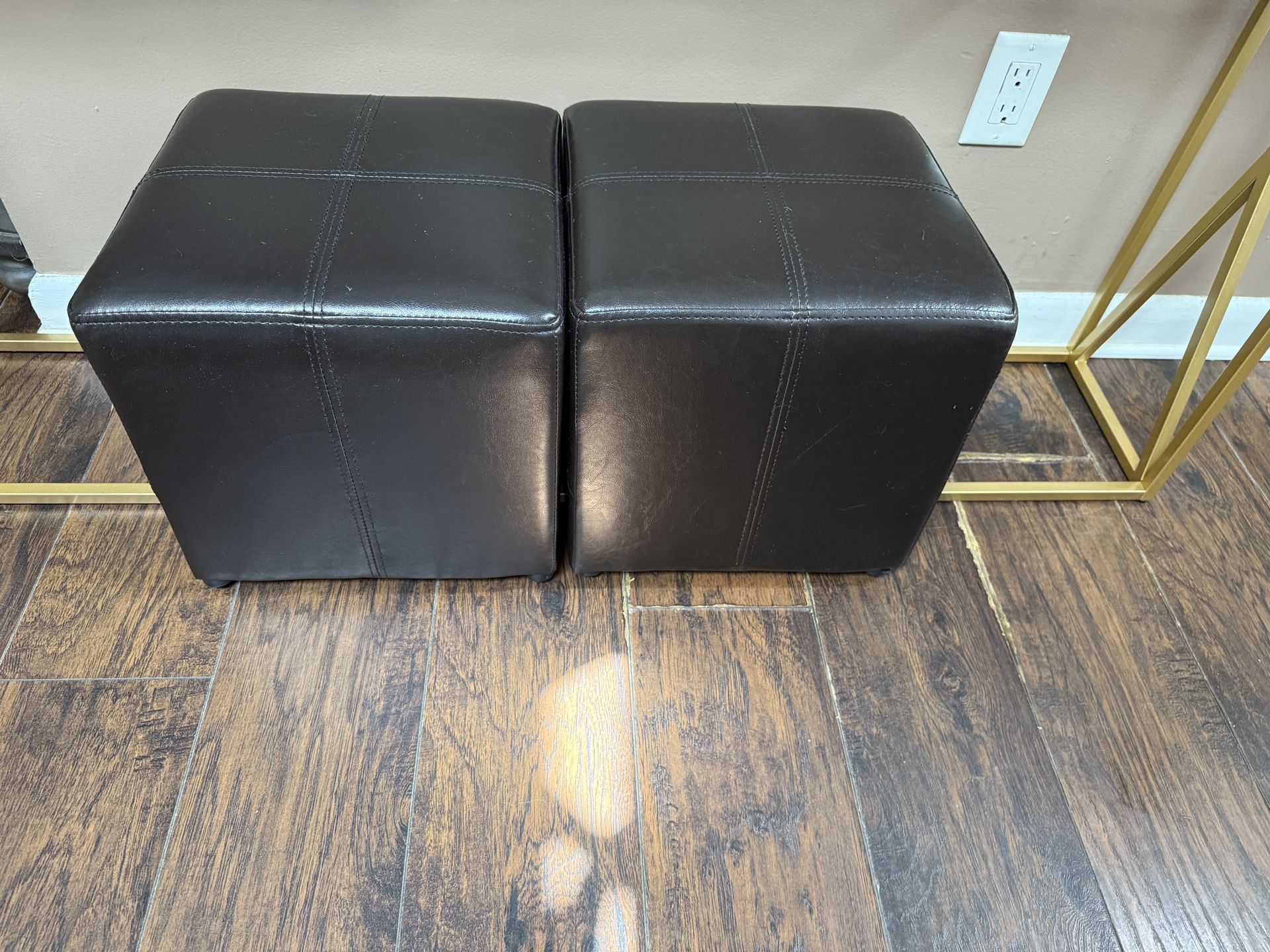 Set Of Ottoman