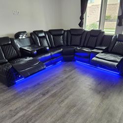 Brand New Sectional Black Faux Leather 2 Power Recliners Wireless Charger USB Outlet $1599
