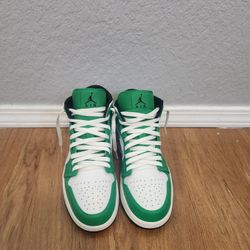 Air Jordan 1 Mid Lucky Green