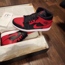 Air Jordan.1.MID