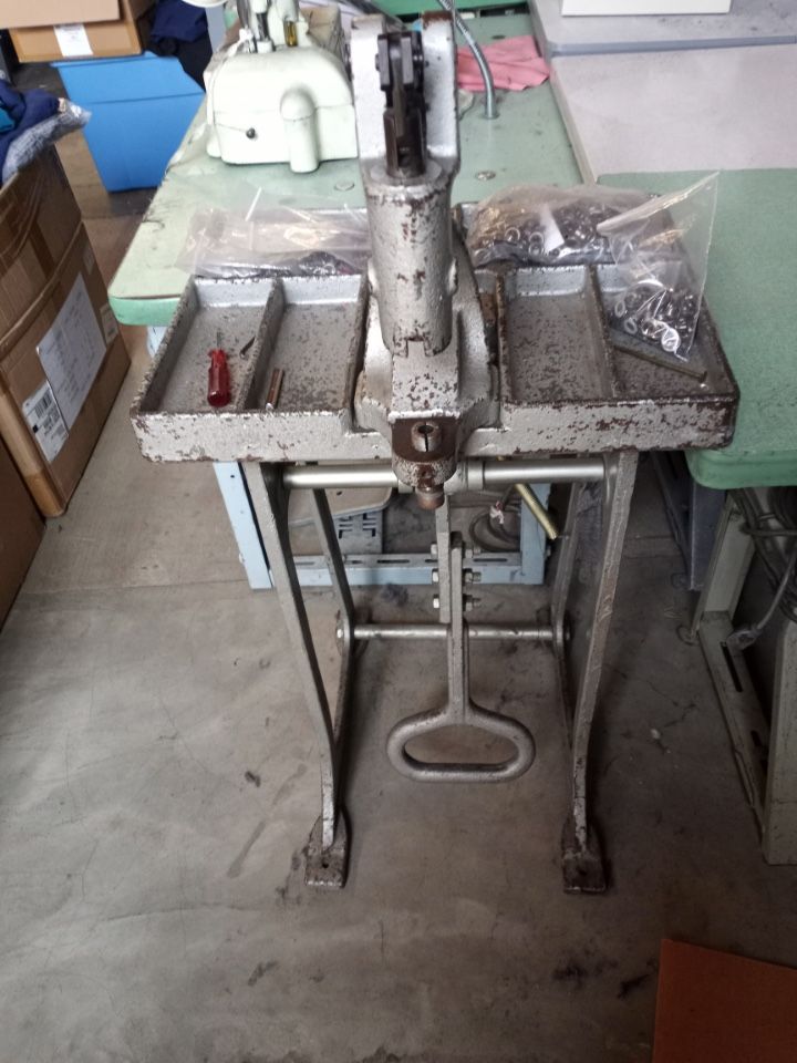 Industrial Foot Press Machine for Grommets/Snaps