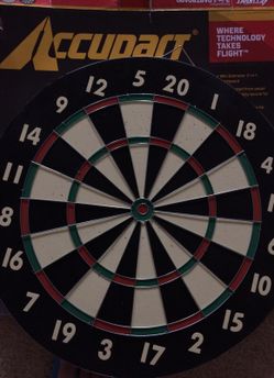 Accudart 2 in 1 dart game