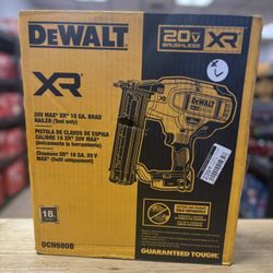 20V MAX XR Lithium-Ion Electric Cordless 18-Gauge Brad Nailer (Tool Only)