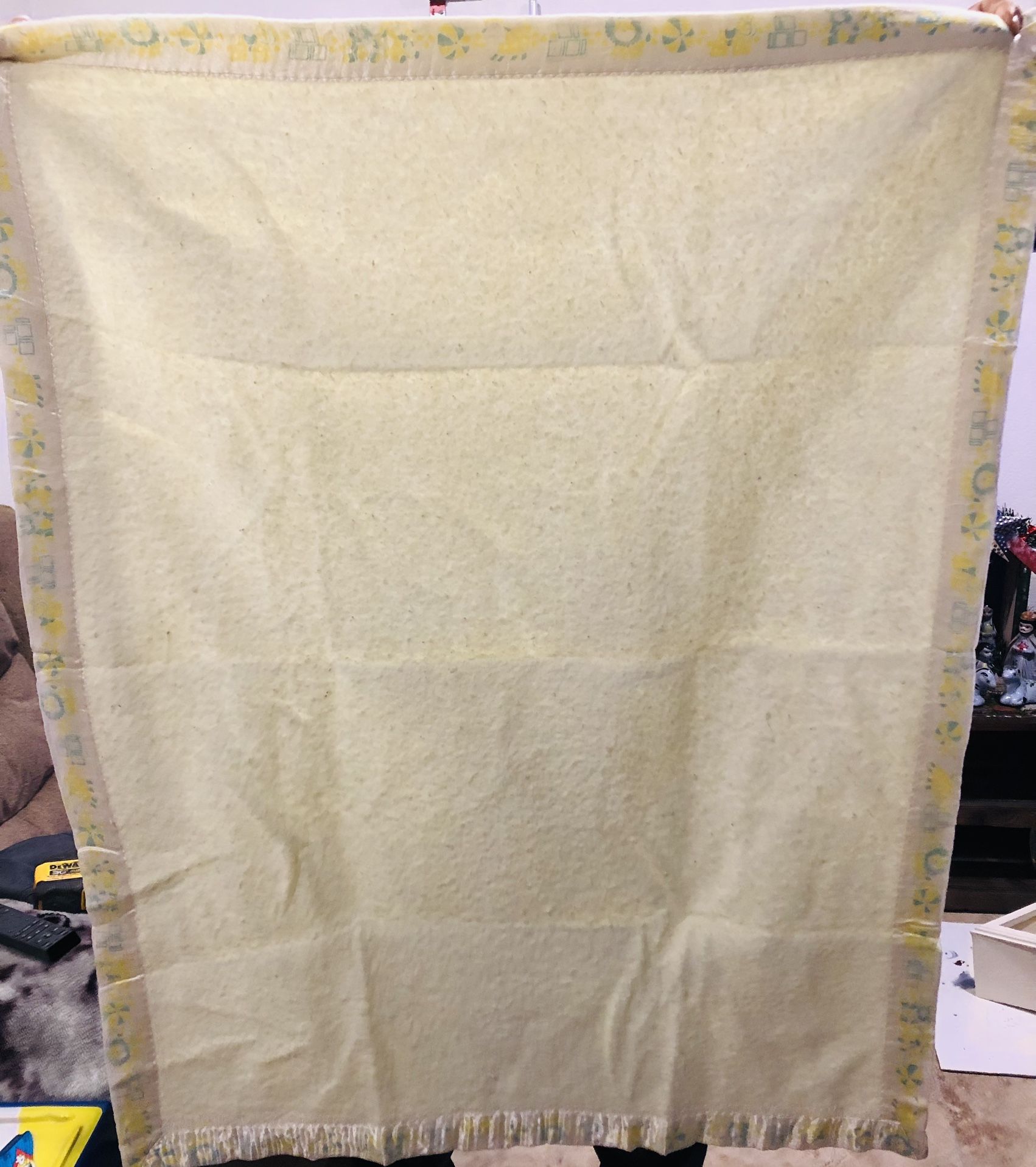 VINTAGE BABY BLANKET