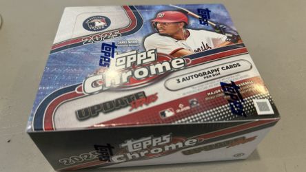2025 Topps Chrome Baseball Update Series Hobby Jumbo Box