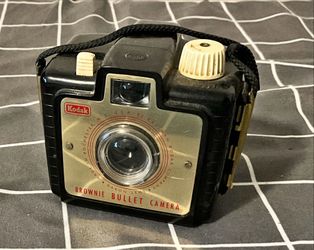 Kodak - Brownie - Bullet Camera