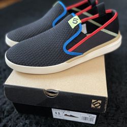 Adidas Sleuth Slip-On Sz 11