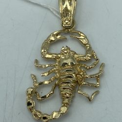 14kt Yellow Gold Scorpion Pendant