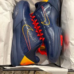 Kobe 5 Caitlyn Clark Size 5.5 Men’s Or 7 Women’s 