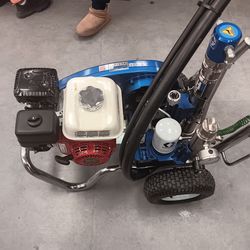 Graco GH230 Airless Paint Sprayer( unused no gun or hose) pick up fremont sea. No Low ball offers Please .No Trades