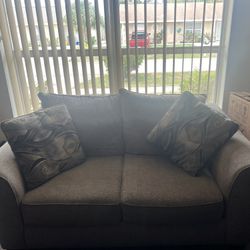 Couch And Love Seat And Also A Sitting Chair Same As Couch And Love Seat