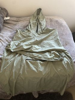 Men’s Linenlux Lightweight Hooded Rain Poncho - Olive Green (As-Is)