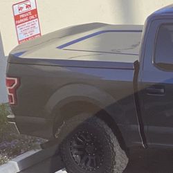 Tapa Para. Ford F150 2018