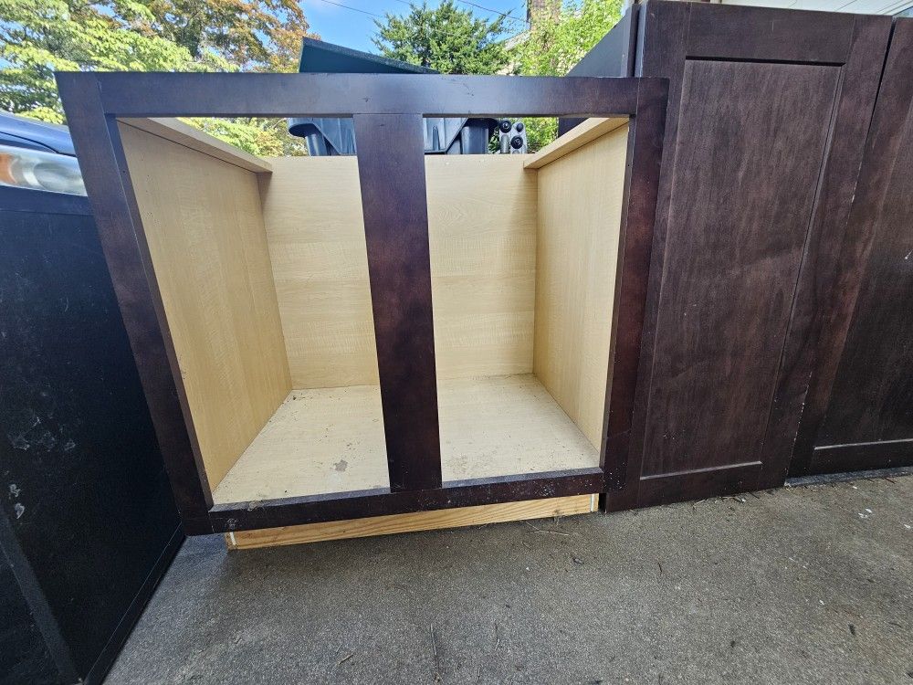 Kitchen Cabinet- Base