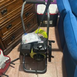 Gas Powered Pressure Washer (Tested)