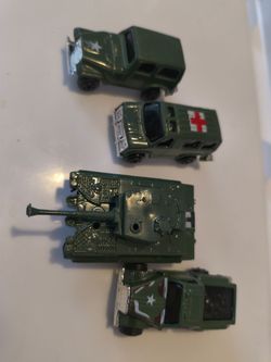 Military toy car set