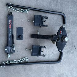 Curt Weighte Distribution Hitch trailer estabilizer