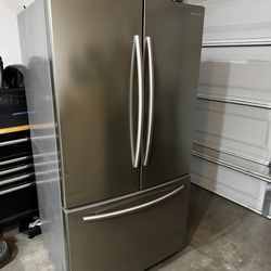 Samsung French Door Refrigerator 26 cu ft Stainless (RF261BEAESP) Works Great