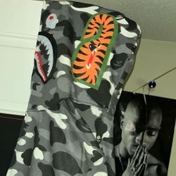 CITY CAMO SHARK FULL ZIP HOODIE COLOR:BLACK