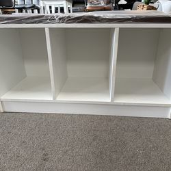 White Shoe bench with soft brown cushion new in box or assembled $65 G5(2)