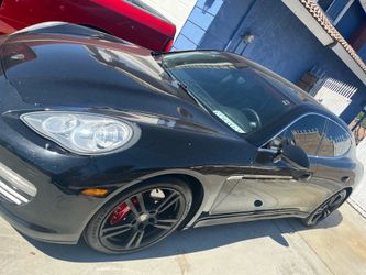 Porsche panamera 4s