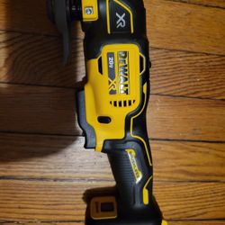 NEW DEWALT DCS356 20V MAX XR CORDLESS Brushless Oscillating Tool - TOOL ONLY