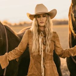 Lainey Wilson Tickets