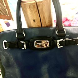 Black Purse