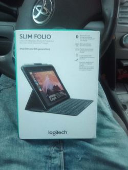 Logitech Slim Folio iPad Keyboard Case 5th and 6th gen