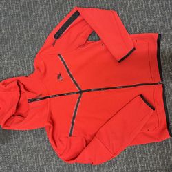 Nike tech fleece-red