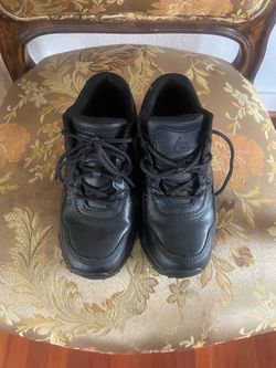 Work shoes