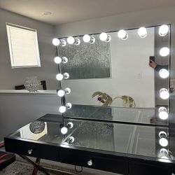 Vanity With Chair 