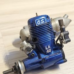 O.S LA 40 nitro engine