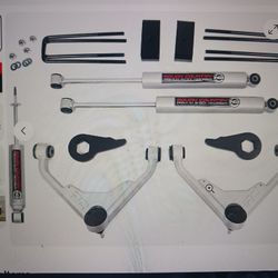 NEW -Rough Country 3" Lift Kit for 2001-2010 GMC/CHEVY 2500