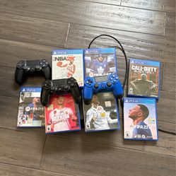 PS4, 3 Controllers And 7 Games