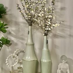 Set Of Two Vase
